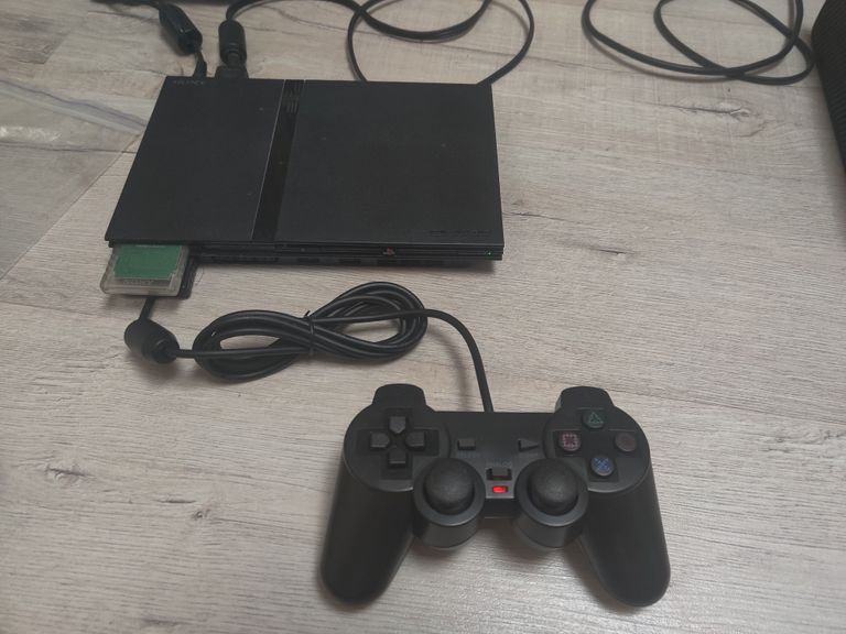 Оголошення sony playstation 2 dualshock 2 Б/У