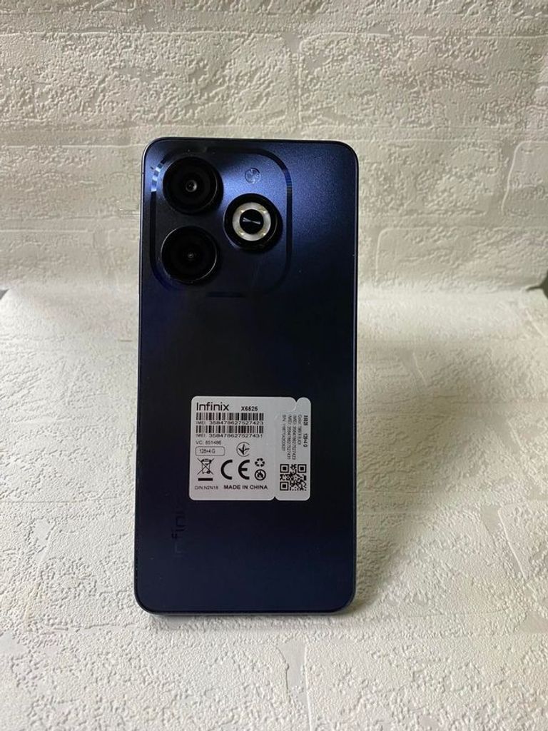 Оголошення Infinix smart 8 4/128gb Б/У