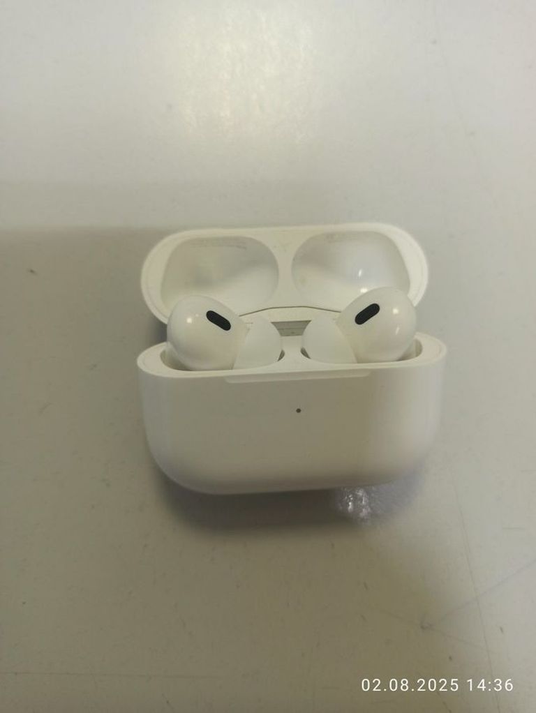 Оголошення Apple airpods pro 2nd generation with magsafe charging case usb-c Б/У