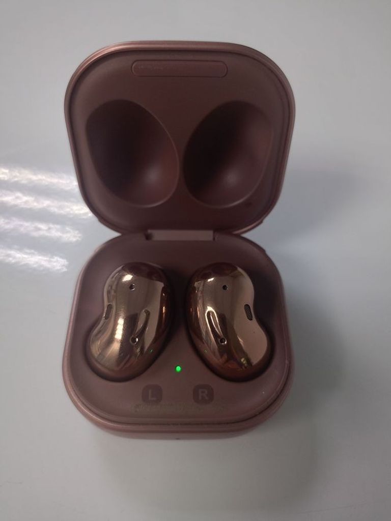 Купить Samsung galaxy buds live Б/У