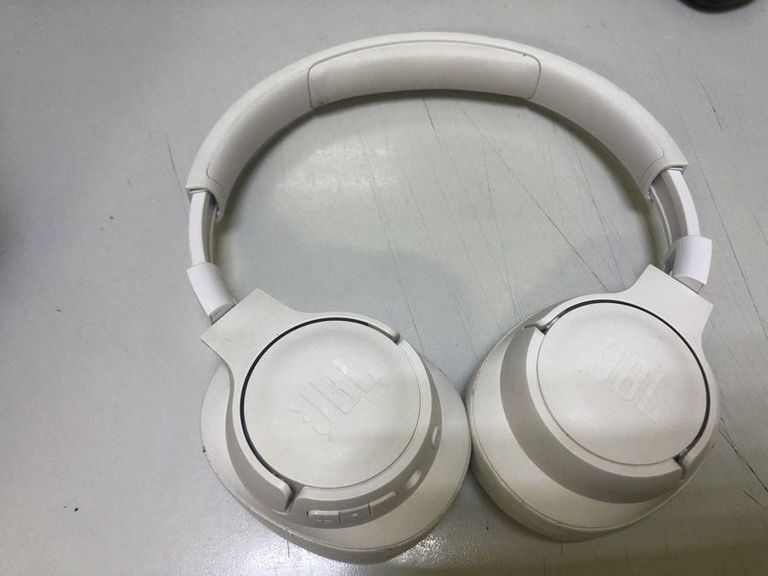 Купити Jbl tune 720bt Б/У