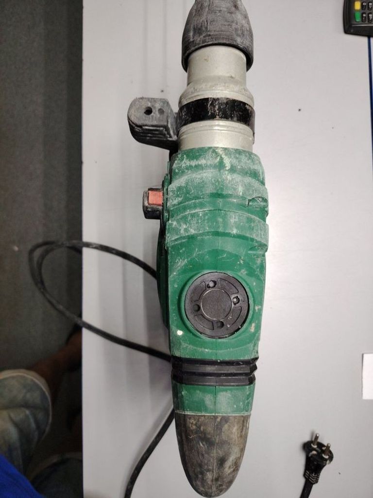 Дешево Dwt bh 14-32 bmc з ломбарду