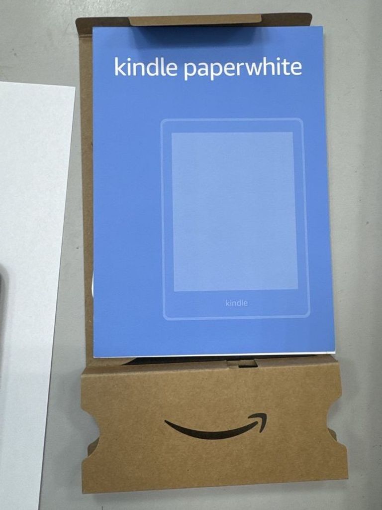 Дешиво Amazon Kindle Paperwhite 12th Gen. 2024 16Gb Black с ломбарда