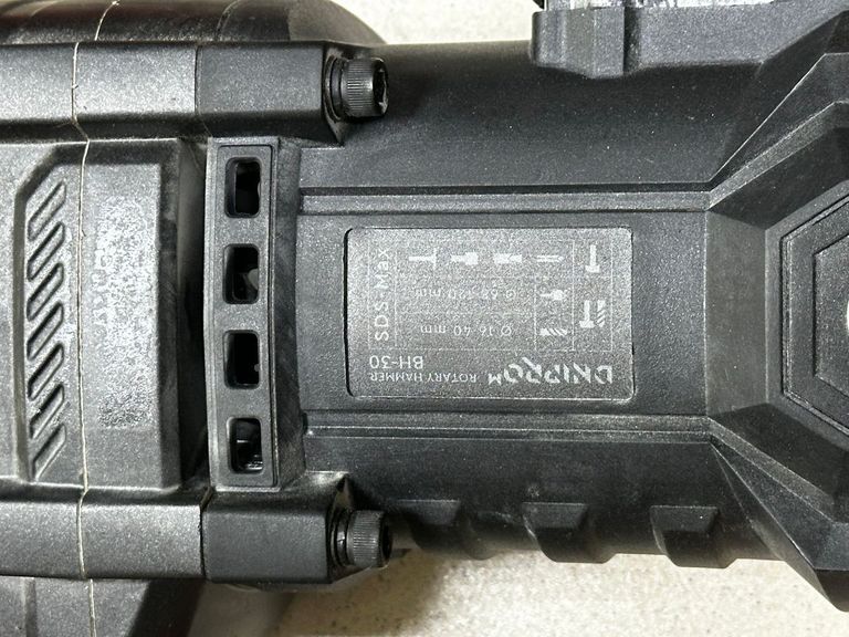 Дешево Dnipro-m BH-30 (17559000) з ломбарду