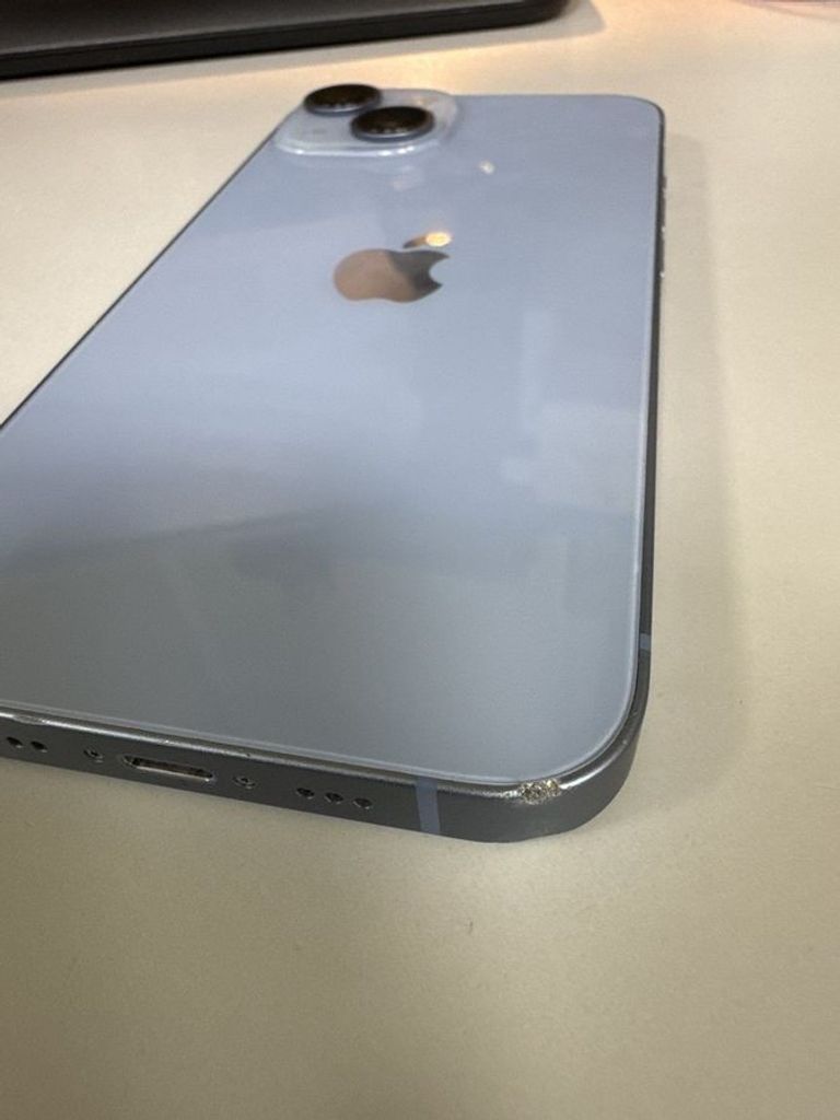 Apple iPhone 14 128GB eSIM Product Red (MPV73) Код:01-200738165. Зображення 5