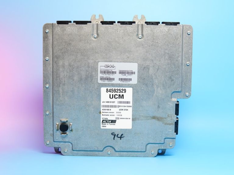 Купить New Holland T8.390, T8040, T8050, Case Magnum 340, MX Б/У