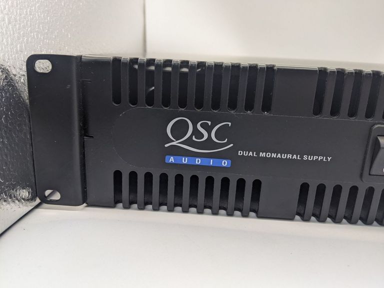 Розпродаж Qsc rmx 4050hd, продавець Техноскарб