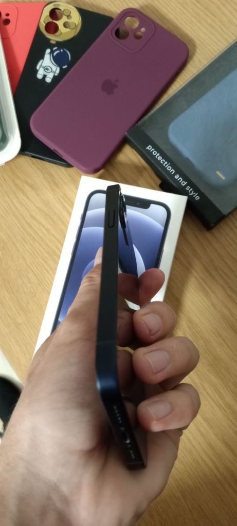 Дешиво Apple iPhone 12 128GB Black (MGJA3/MGHC3) с ломбарда