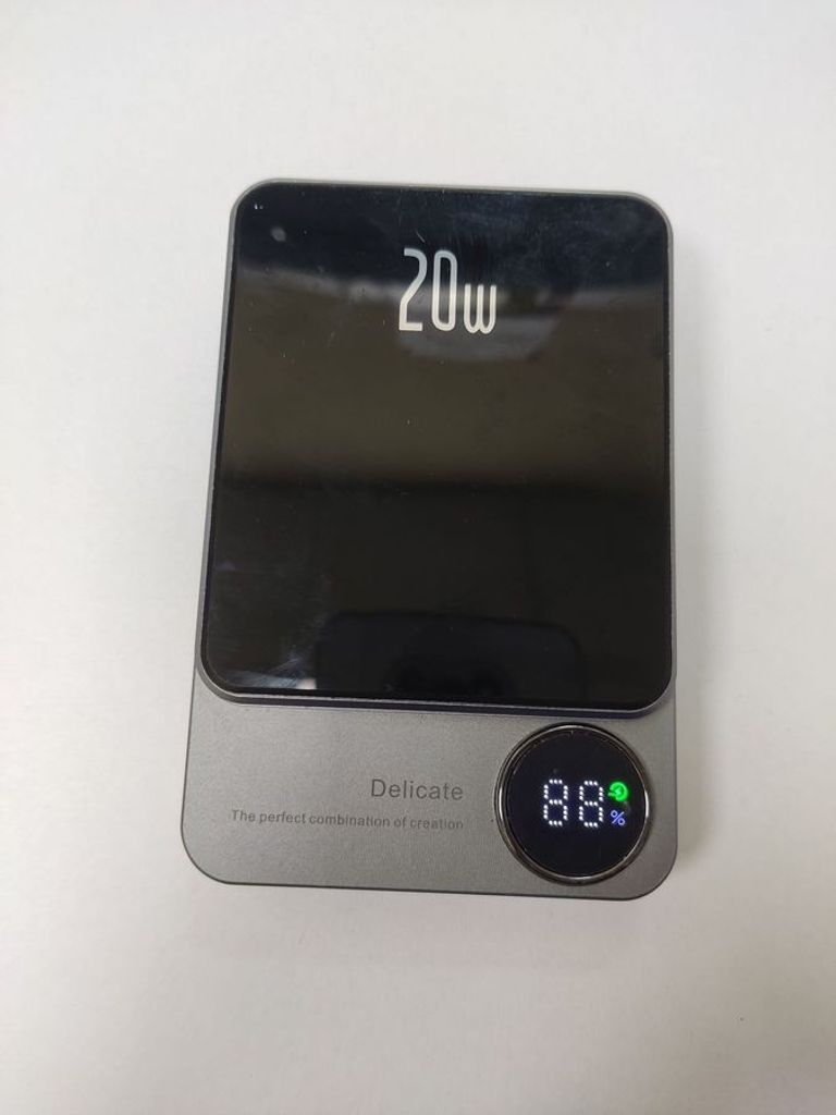 Купити Delicate q2 20w plus 10000 mah Б/У