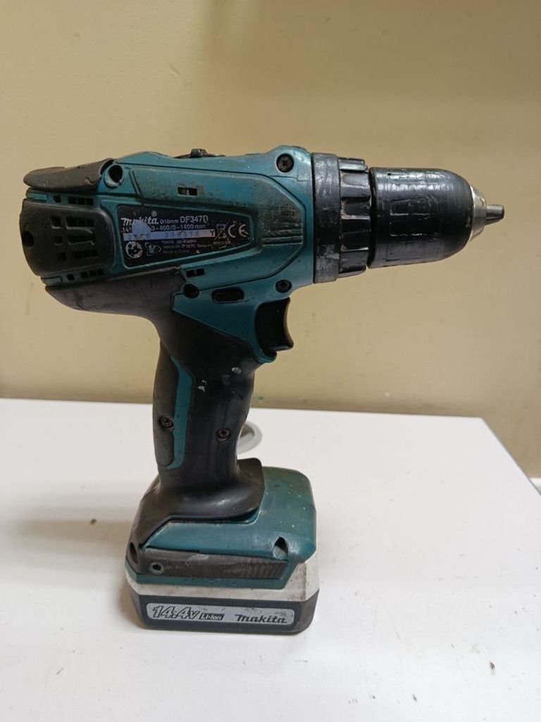 Дешиво Makita df347d 2акб 1.5ah зп с ломбарда