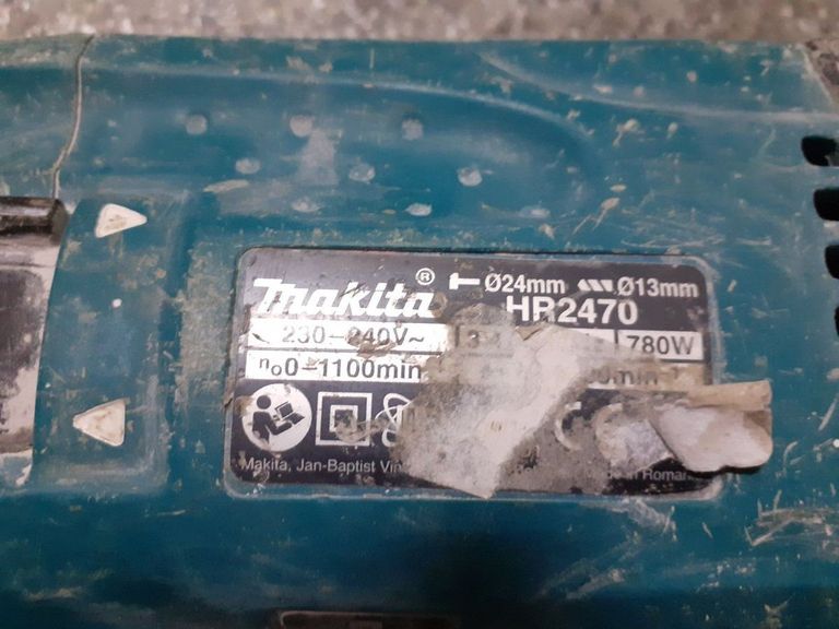 Дешево Makita hr2470 romania з ломбарду