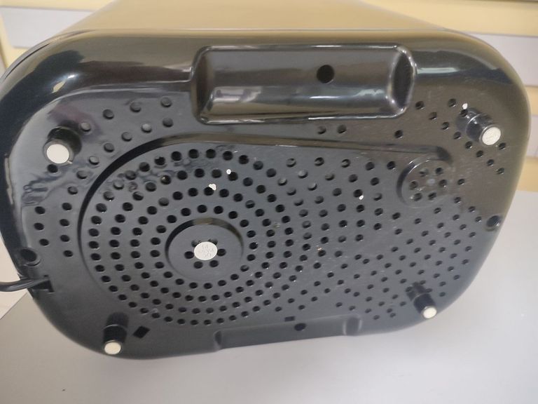 Розпродаж Saturn st-ec7774, продавець Техноскарб