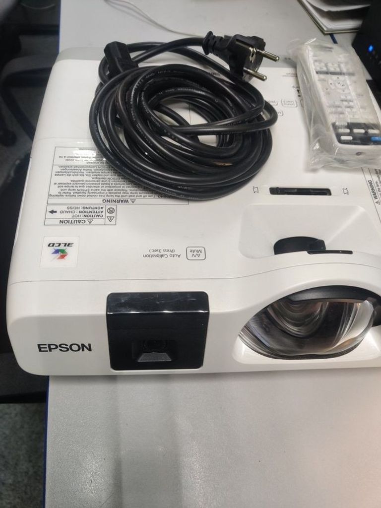 Купити Epson eb-536wi Б/У