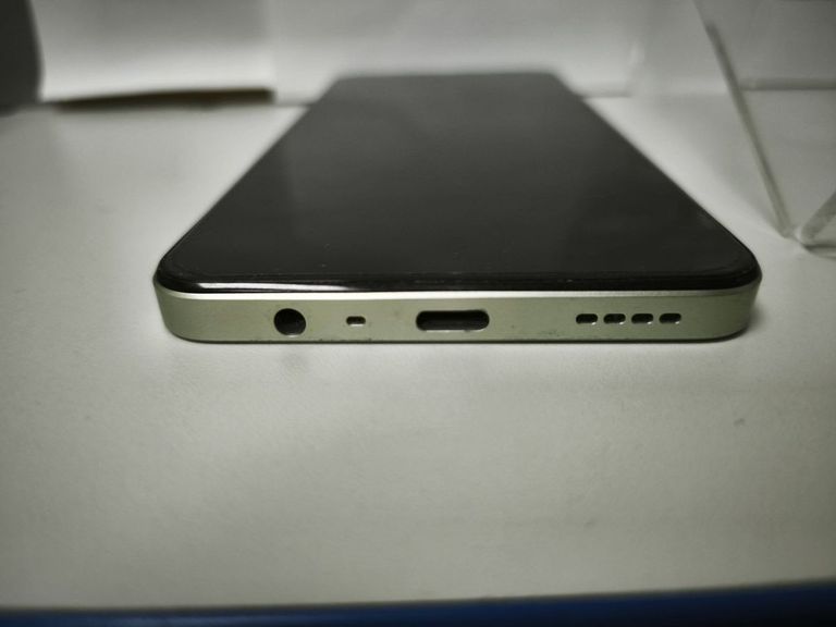 Дешево Realme c63 6/128gb з ломбарду