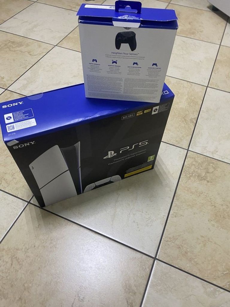 Дешево Sony PlayStation 5 Digital Edition 825GB з ломбарду