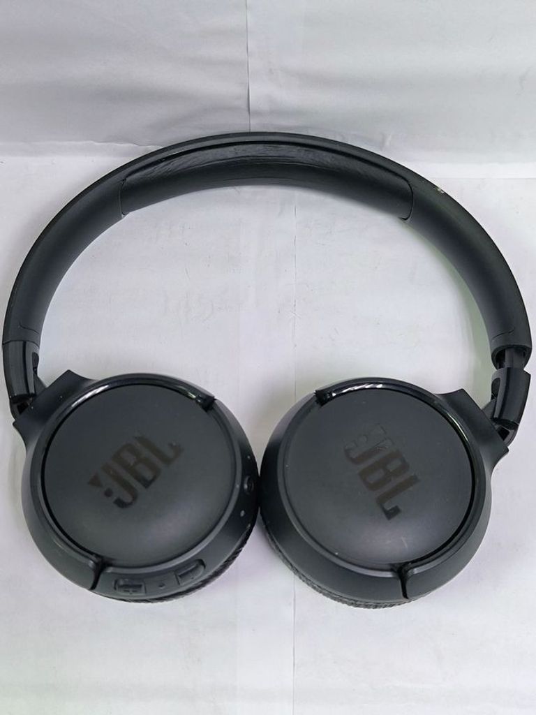 Купити Jbl tune 520bt Б/У