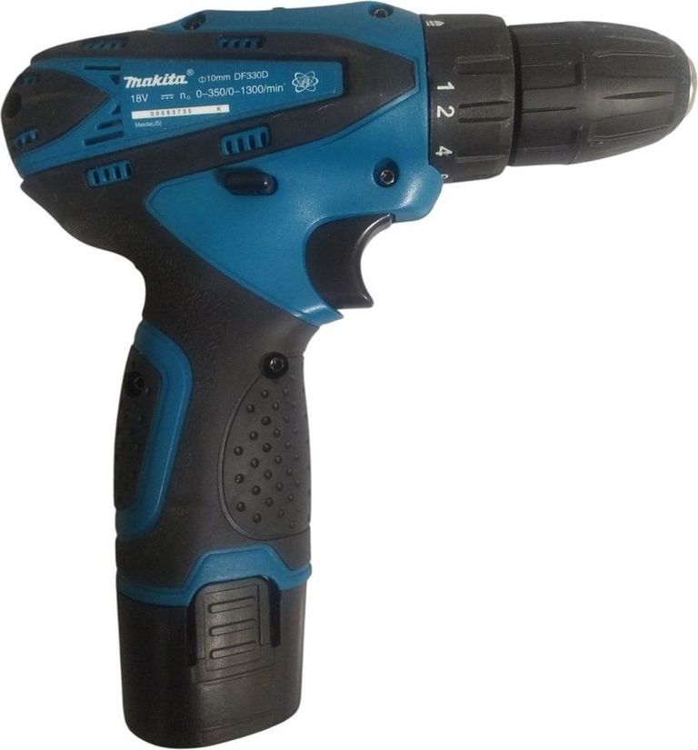 Дешево Makita df330d 2акб + зп з ломбарду