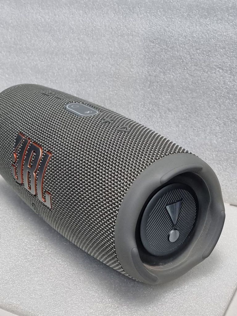 Оголошення Jbl charge 5 Б/У