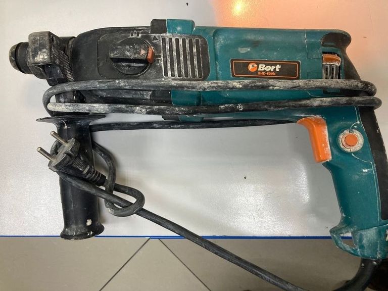 Дешево Bort BHD-800N з ломбарду