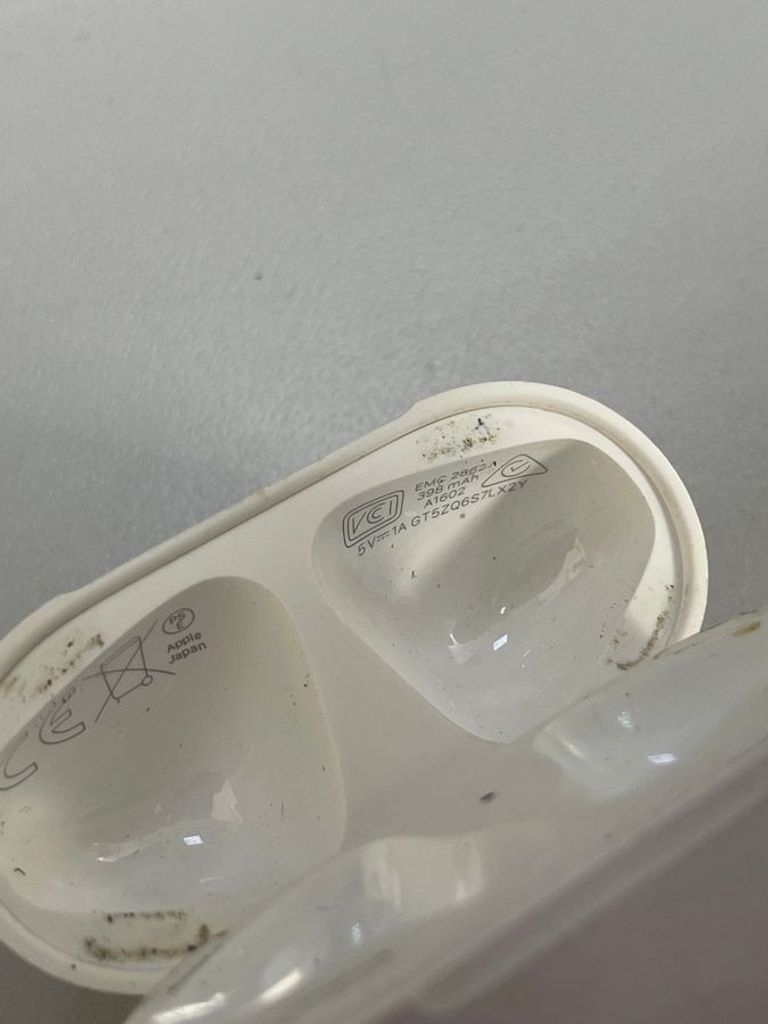 Дешево Apple airpods 2nd generation a1602, a2031, a2032 з ломбарду