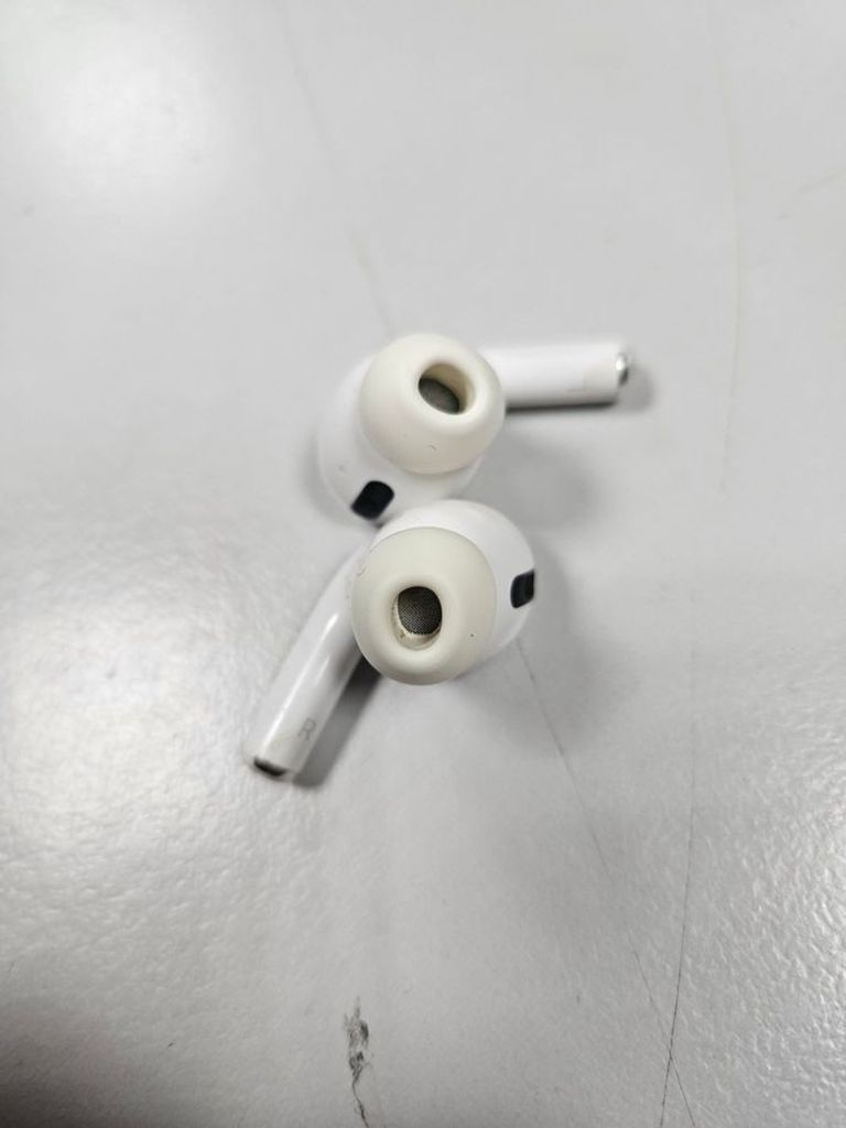 Распродажа Apple AirPods Pro (MWP22), продавец Техноскарб