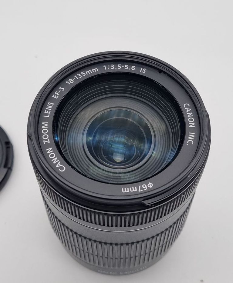 Оголошення Canon efs 18-135mm macro 0.45m/1.5ft Б/У