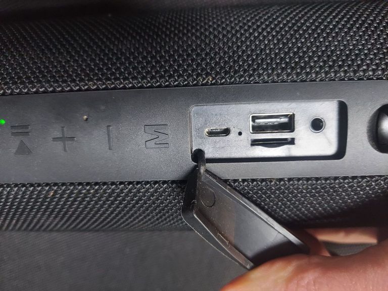 Купить Gelius Pro BoomBox S GP-BS500i Black Б/У