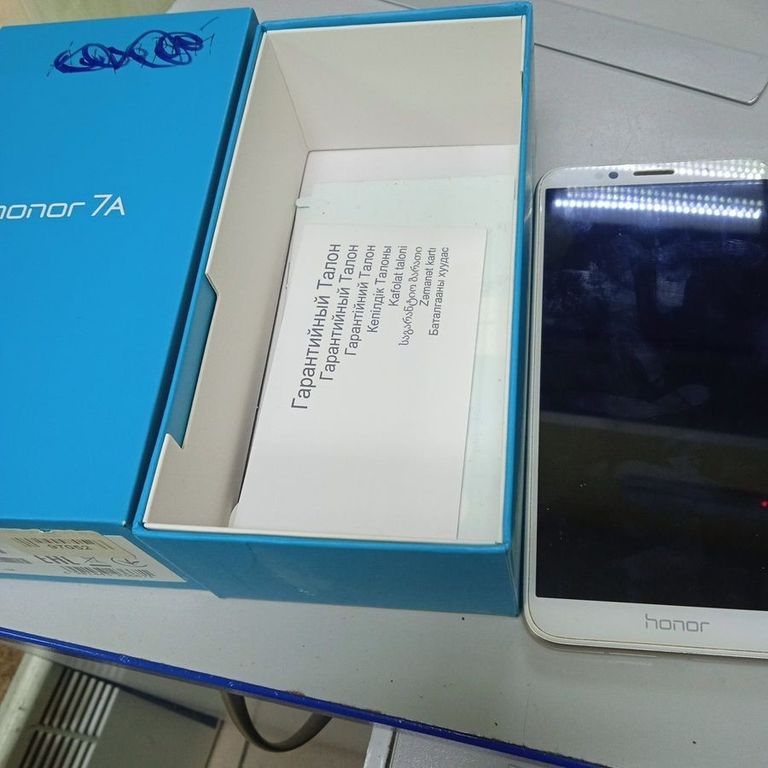 Купити Huawei honor 7a 2/16gb Б/У