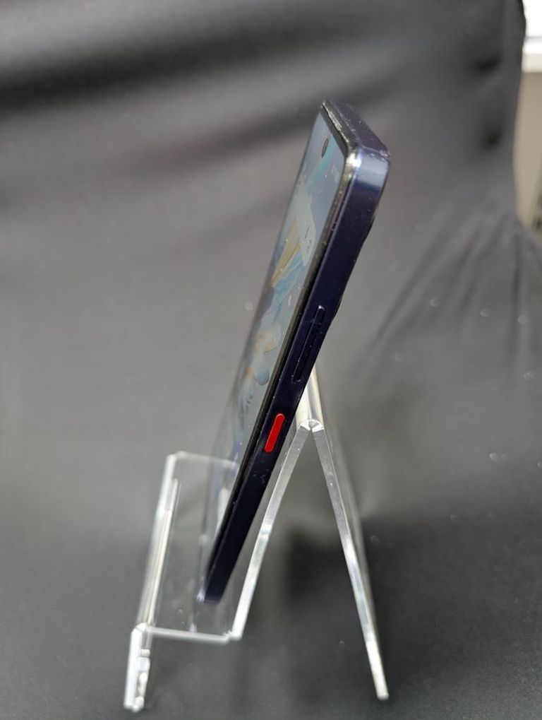 Zte Nubia V60 Design 6/256GB Purple Код:01-200910383. Изображение 8