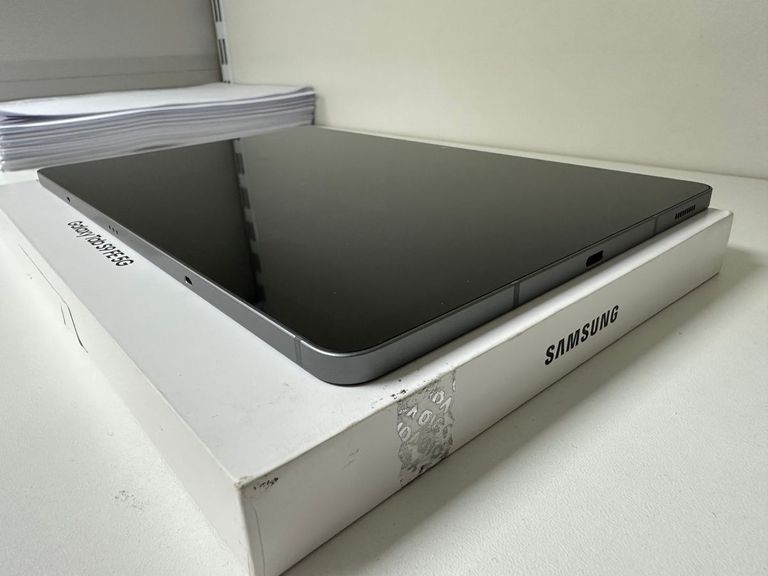 Дешево Samsung galaxy tab s9 fe 5g 6/128gb з ломбарду