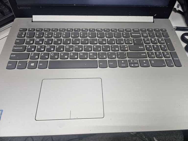 Оголошення Lenovo 15/core i3 6006u ddr3/8gb ddr3/hdd 1000 gb/ssd *відсутній/geforce 920mx 2gb Б/У