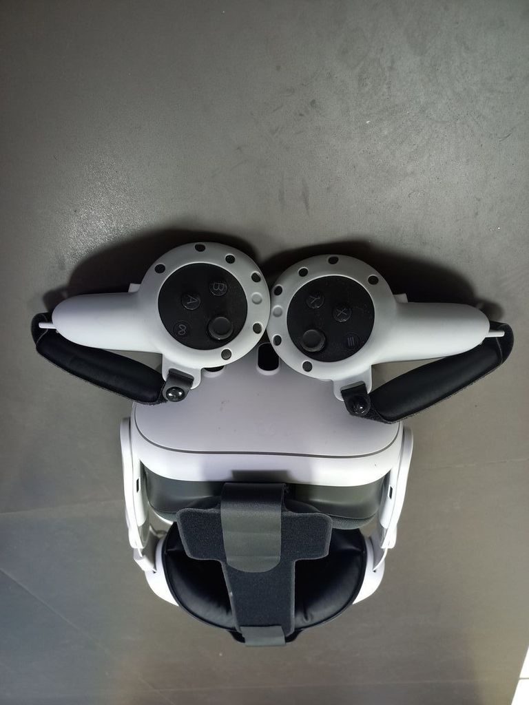 Дешево Meta Quest 3 512GB з ломбарду