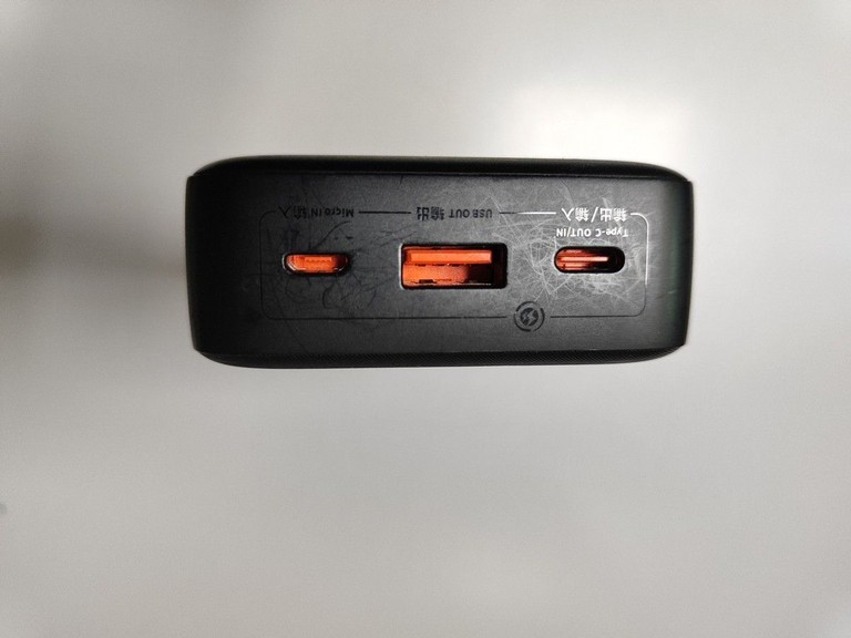 Дешиво Baseus airpow fast charge power bank 20000mah 20w с ломбарда