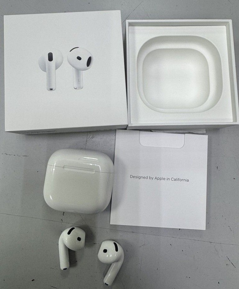 Купить Apple airpods 4 Б/У