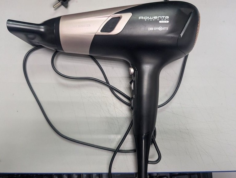 Купить Rowenta Studio Dry Glow СV5831F0 Б/У