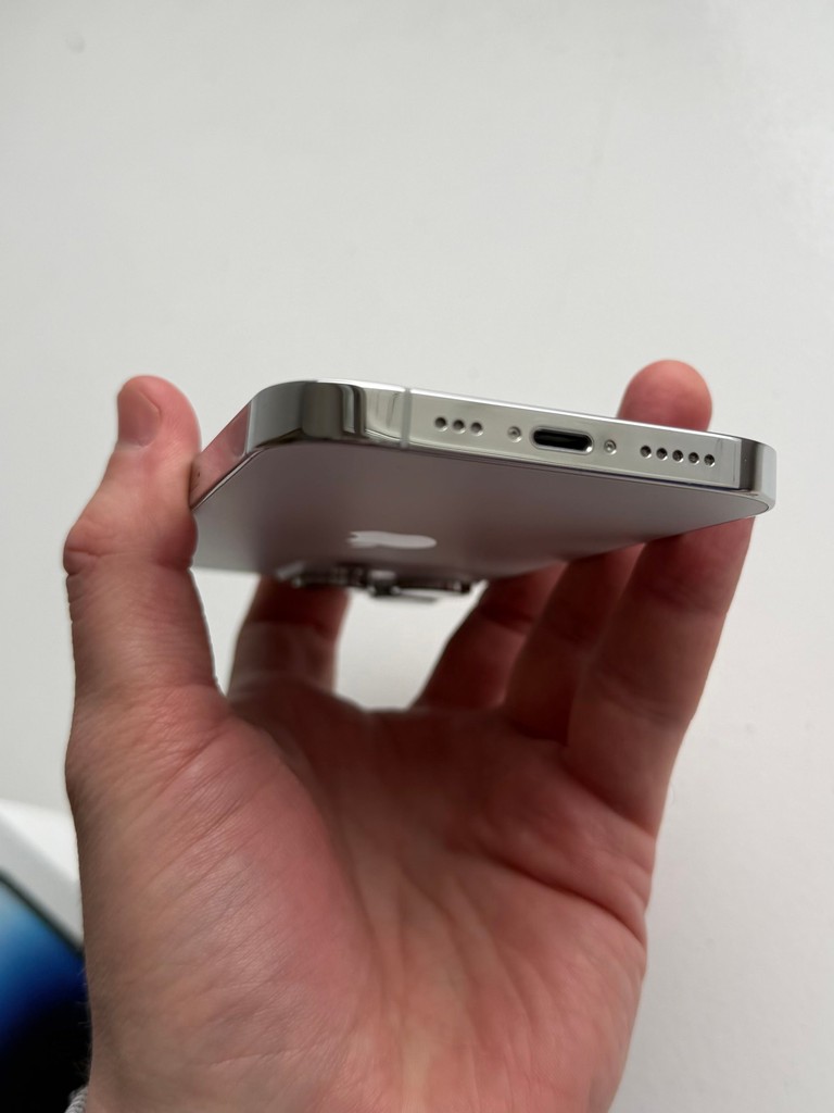 Apple iPhone 14 Pro 128GB Silver (MQ023) Код:null. Зображення 4