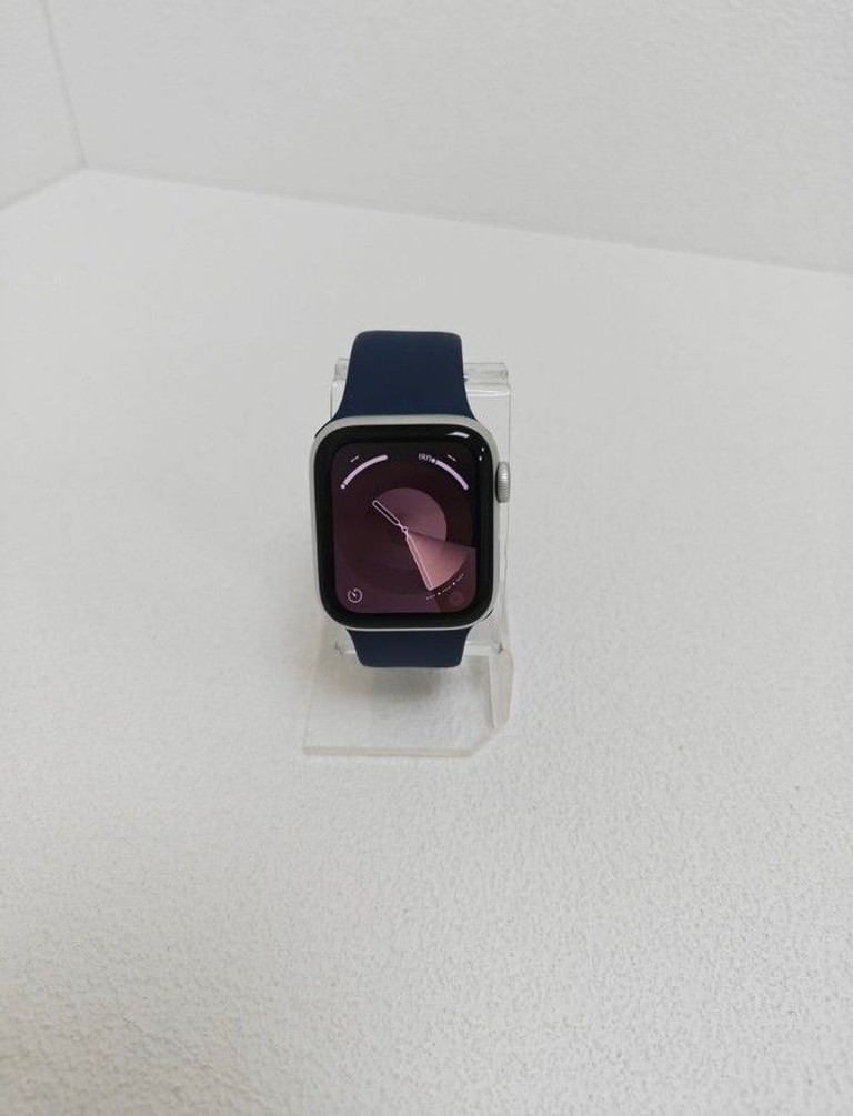 Дешево Apple watch se 2 gps 40mm aluminium case з ломбарду