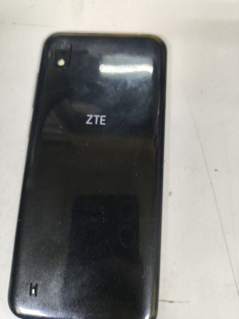 Оголошення ZTE Blade A7 2019 2/32GB Blue Б/У