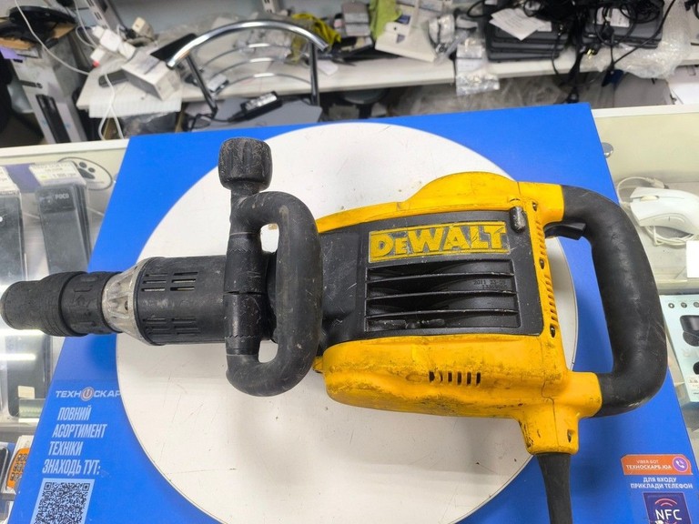 Купити Dewalt D25899K Б/У
