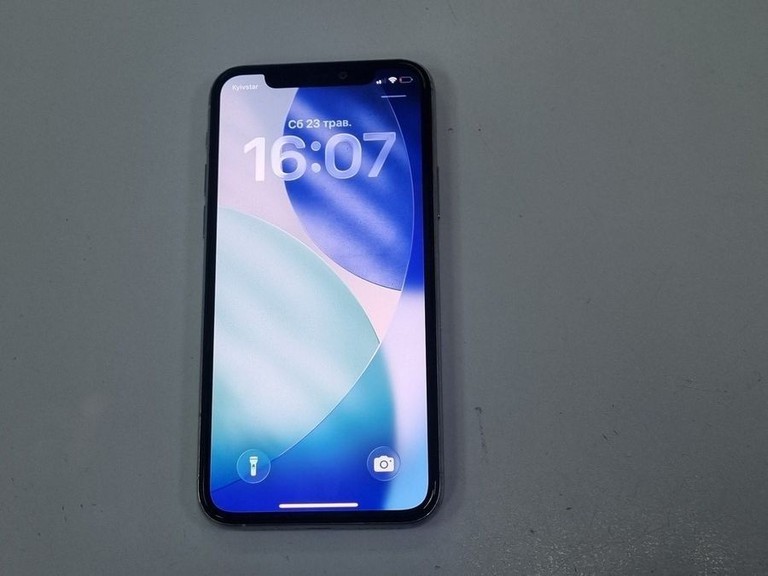 Купити Apple iphone 11 pro 64gb Б/У