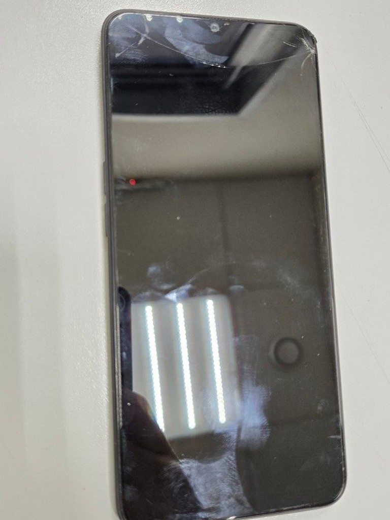 Дешиво Oppo a57s 4/128gb с ломбарда