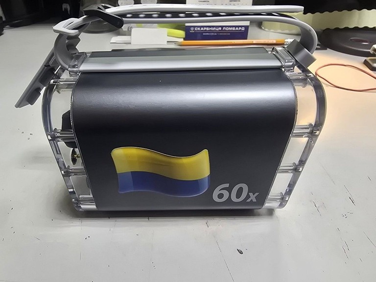 Дешево Remzona exover 60000 mah 140w з ломбарду