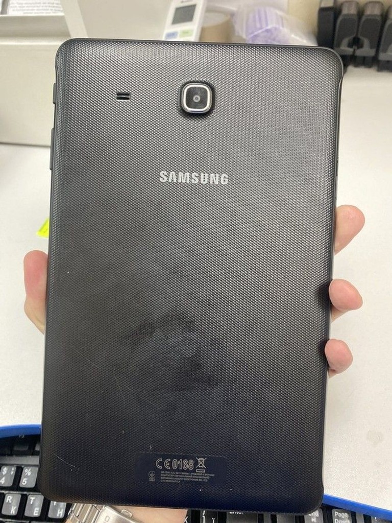 Купити Samsung galaxy tab e 9.6 8gb Б/У