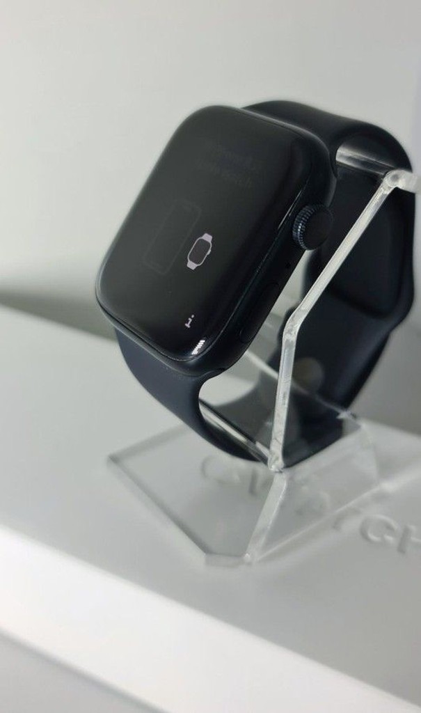 Оголошення Apple watch series 8 gps 45mm aluminum case Б/У
