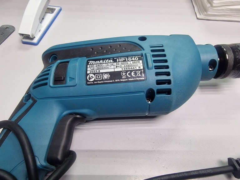 Купити Makita HP1640 Б/У