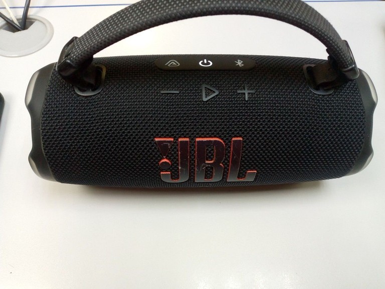 Купити JBL Charge 6 Black Б/У