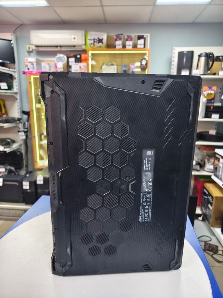 Розпродаж Asus 17/ryzen 7 7435hs ddr5/16gb ddr5/hdd *відсутній/ssd 512 gb/geforce rtx2050 4gb, продавець Техноскарб
