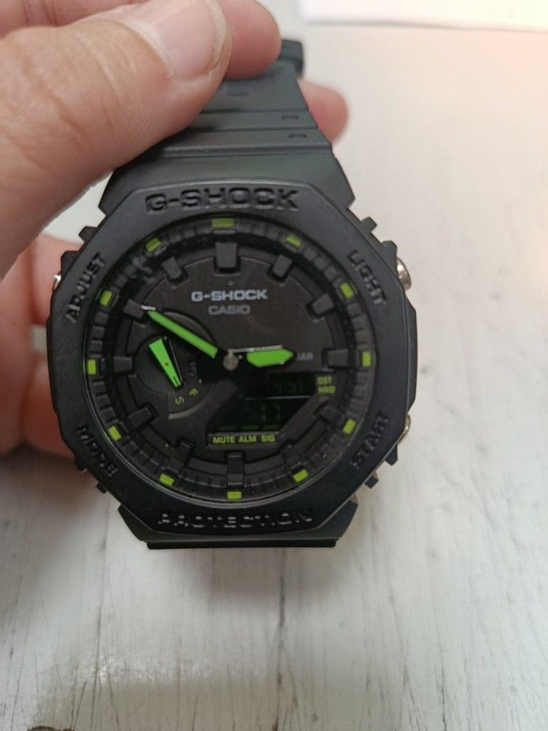 Дешиво Casio ga-2100 с ломбарда