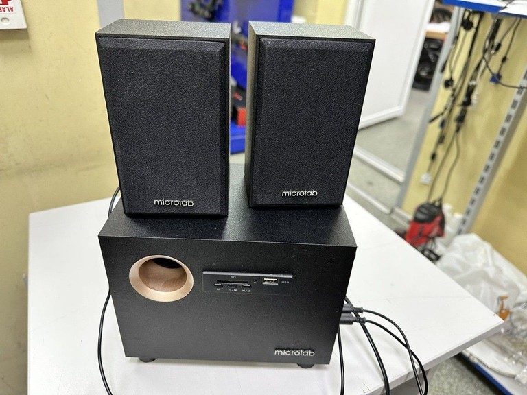 Купить Microlab M-105R Black Б/У