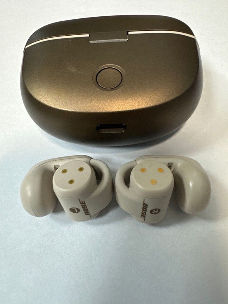 Дешево Bose ultra open earbuds з ломбарду